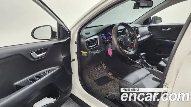 Kia Stonic 2018 thumb 3