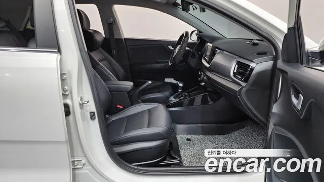 Kia Stonic 2018 thumb 8