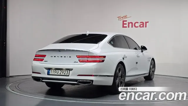Genesis G80 2022 thumb 7