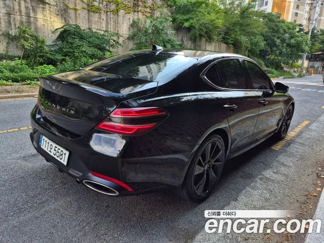 Genesis G70 2022 thumb 5