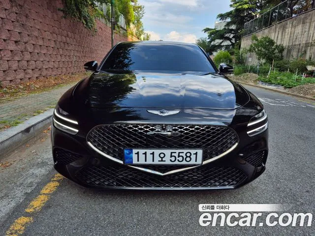 Genesis G70 2022 thumb 9