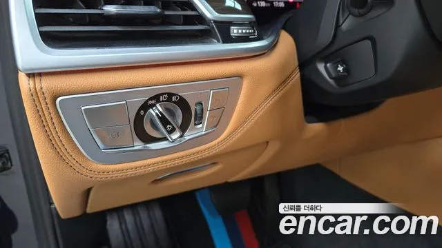 BMW 7 серии 2020 thumb 3