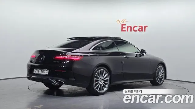 Mercedes-Benz E-Class 2017 thumb 5
