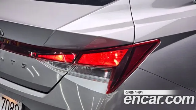 Hyundai Elantra 2021 thumb 5