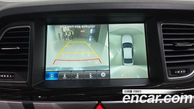 Genesis G80 2017 thumb 7