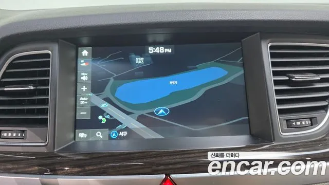 Genesis G80 2017 thumb 11