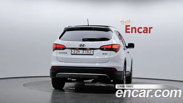 Hyundai Санта Фе 2013 thumb 12