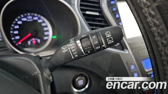 Hyundai Санта Фе 2013 thumb 5