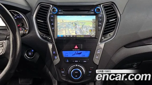 Hyundai Санта Фе 2013 thumb 6
