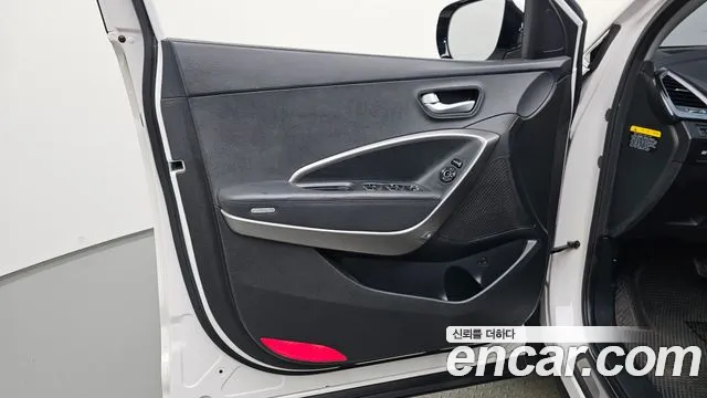 Hyundai Санта Фе 2013 thumb 4