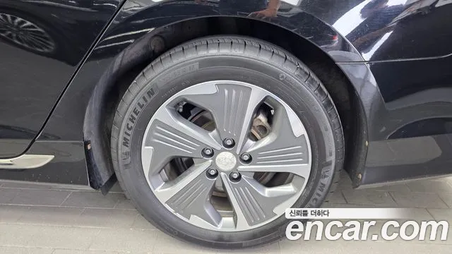 Hyundai Hybrid 2018 thumb 10