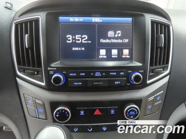 Hyundai Staria 2016 thumb 9