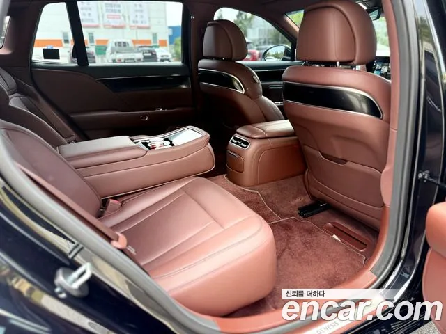 Genesis G90 2022 thumb 8