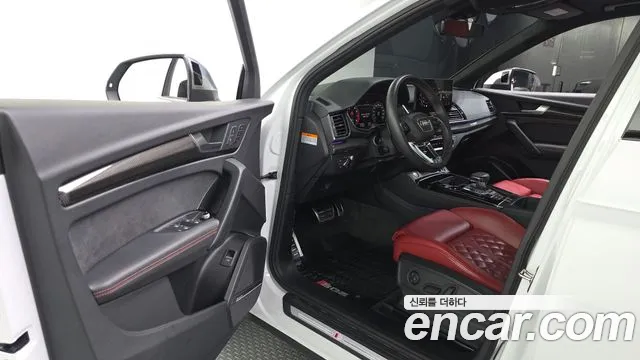 Audi SQ5 2022 thumb 3