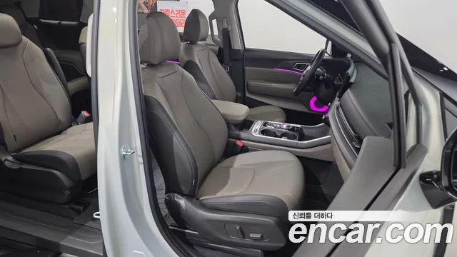 Kia Carnival 2025 thumb 11