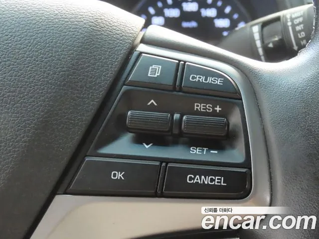 Hyundai Avante 2017 thumb 4