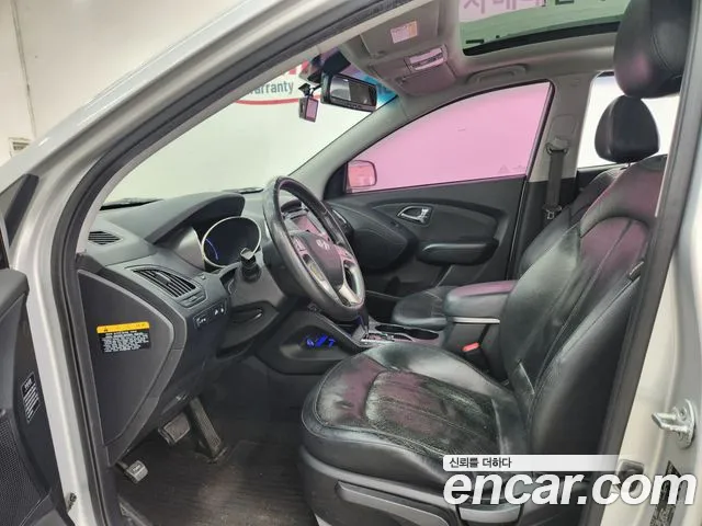 Hyundai Tucson 2011 thumb 2