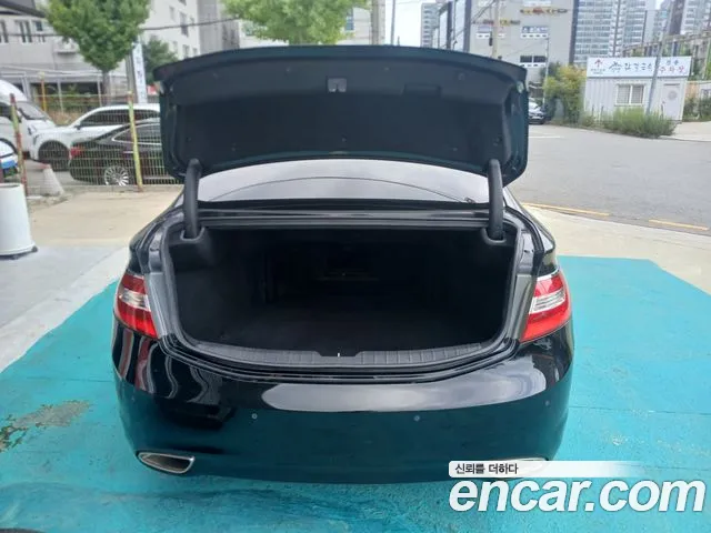 Hyundai Grandeur 2013 thumb 4