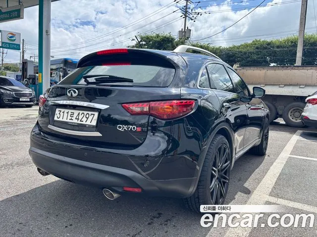 Infiniti QX70 2014 thumb 4
