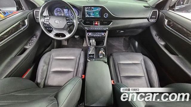Hyundai Grandeur 2017 thumb 2