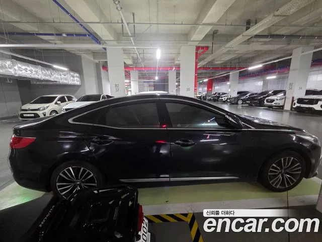 Hyundai Grandeur 2012 thumb 10
