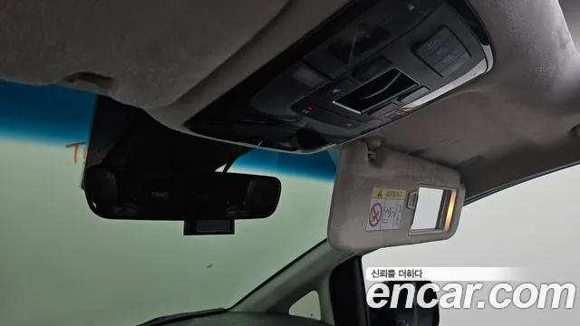 Hyundai Staria 2021 thumb 9