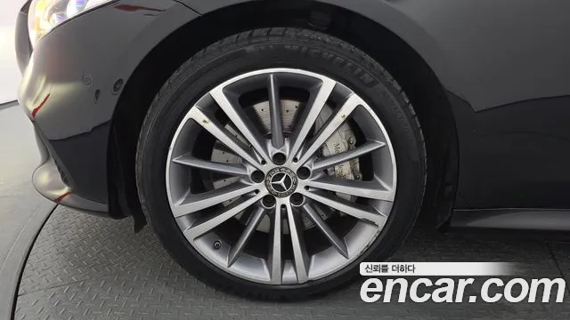 Mercedes-Benz CLS 2019 thumb 2