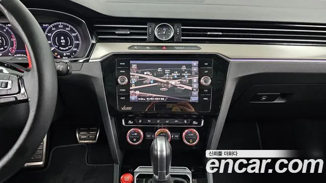 Volkswagen Arteon 2019 thumb 11