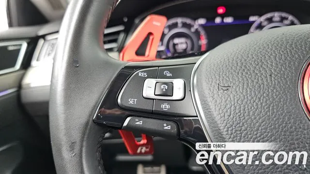 Volkswagen Arteon 2019 thumb 8