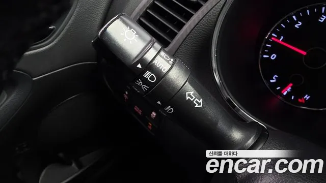 Kia K3 2015 thumb 8