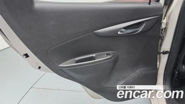 Chevrolet Spark 2016 thumb 11