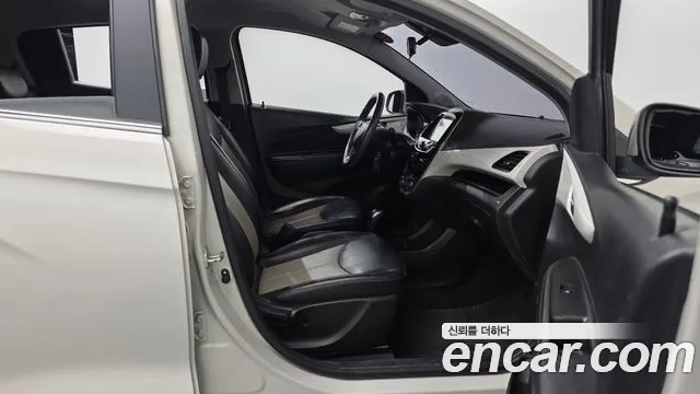 Chevrolet Spark 2016 thumb 8