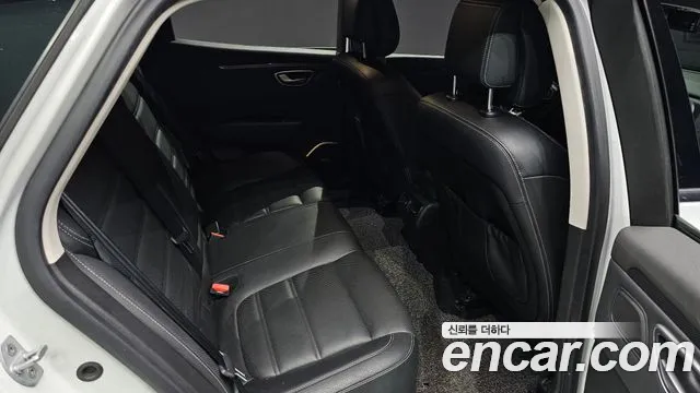Renault SM6 2017 thumb 9