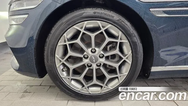 Genesis G80 2020 thumb 3