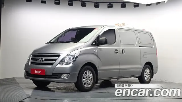 Hyundai Staria 2015 thumb 9