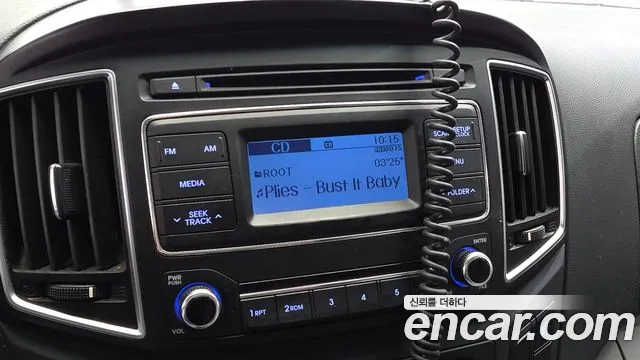 Hyundai Staria 2015 thumb 6