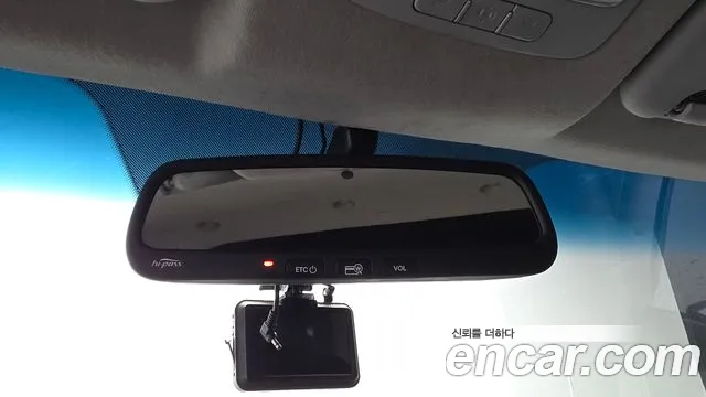 Hyundai Staria 2015 thumb 3