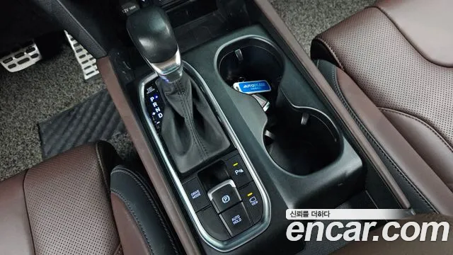 Hyundai Santa Fe 2019 thumb 3