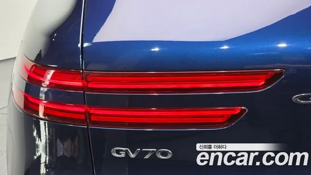 Genesis GV70 2021 thumb 8