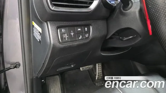 Hyundai Santa Fe 2018 thumb 5