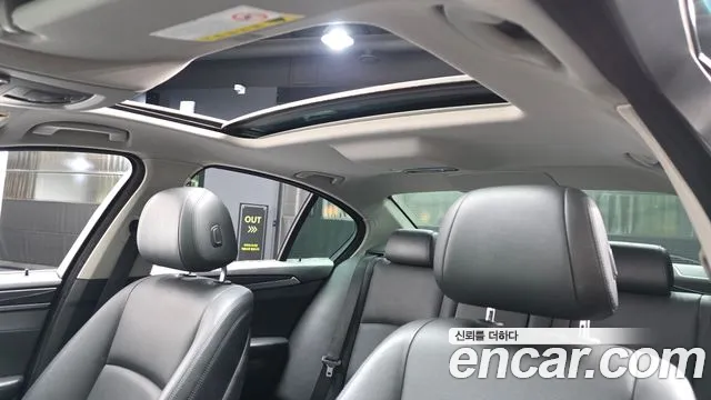 BMW 5 серии 2015 thumb 10