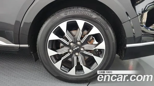Kia Carnival 2022 thumb 9