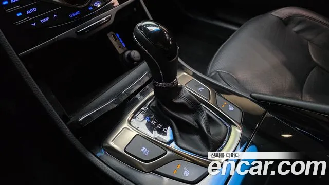 Hyundai Grandeur 2011 thumb 2