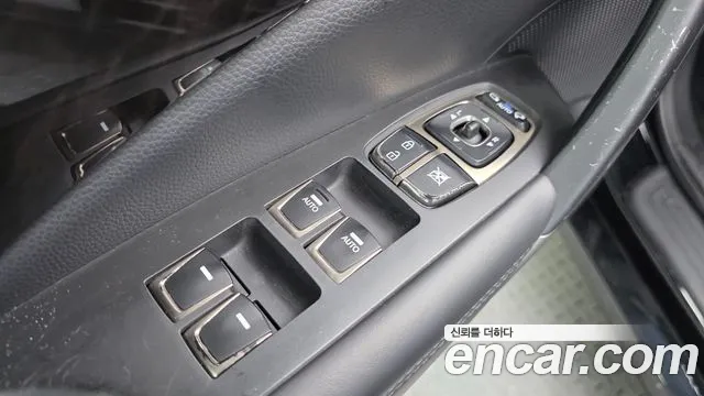 Hyundai Grandeur 2011 thumb 8