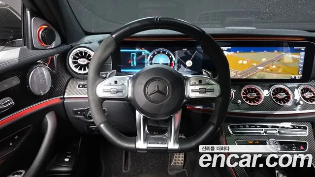 Mercedes-Benz E-Class 2019 thumb 9