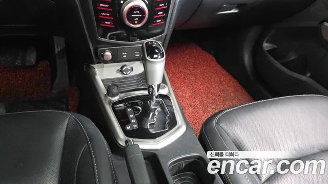 KGM Tivoli 2016 thumb 5