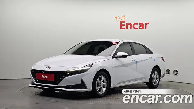 Hyundai Elantra 2022 thumb 4