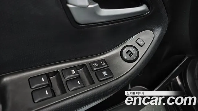 Kia Morning 2015 thumb 8