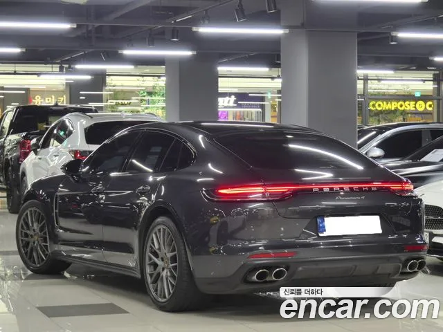 Porsche Panamera 2022 thumb 5