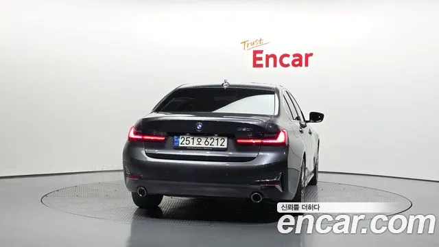 BMW 3 серии 2021 thumb 11